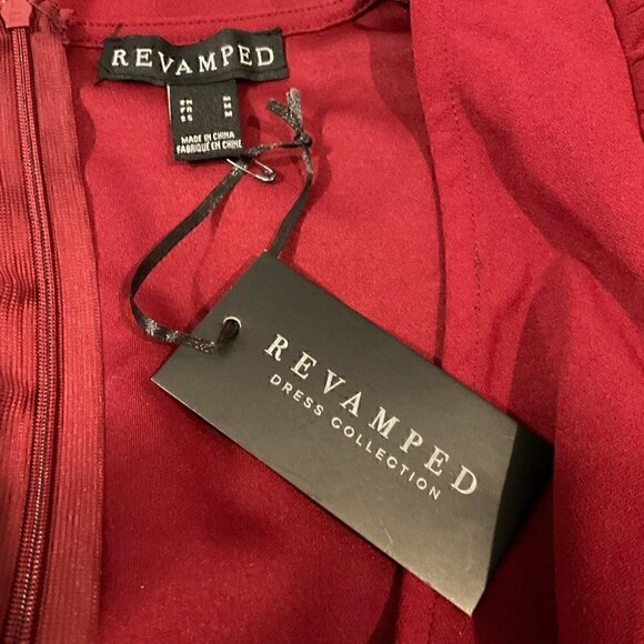 Revamped Ruched V-Neck Dress NWT - Picture 10 of 10